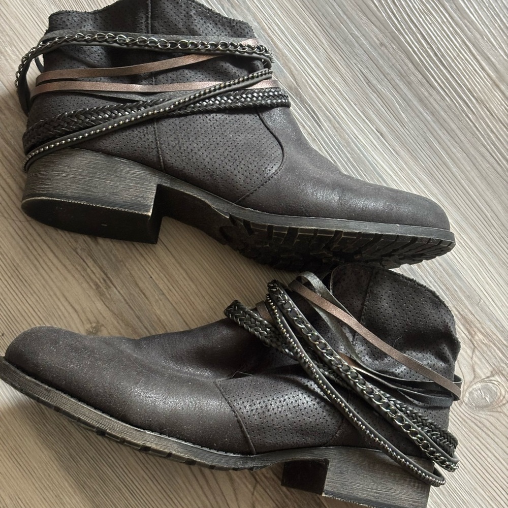 Jellypop Black Ankle Boots with Chain Detail